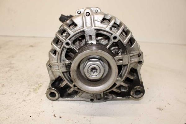 ALTERNATEUR 120AMP CITROEN / PEUGEOT 1.4 / 1.4 16V / 1.8 16V / 2.0 / 2.0 16V / 2.2 - Vue 1